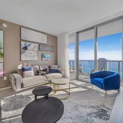 Sunkissed Miami Haven 𝙗𝙮 𝙎𝙏𝘼𝙔-𝙏𝙊𝘿𝘼𝙔 | Hyde Beach House