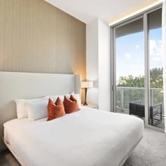 High Ceiling Condo 𝙗𝙮 𝙎𝙏𝘼𝙔-𝙏𝙊𝘿𝘼𝙔 | Lyfe resort